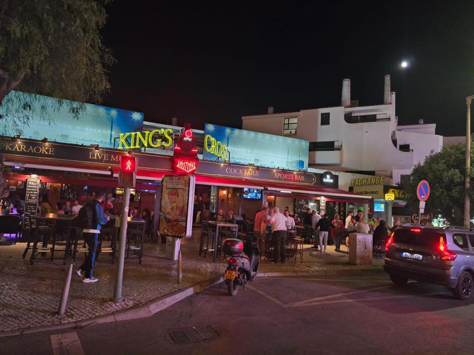 Studio Rua Dos Bares Em Albufeira Esterno foto